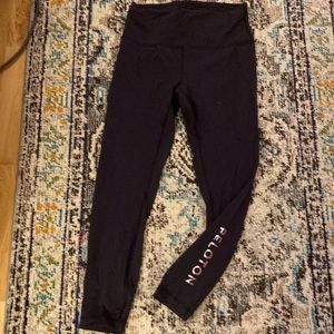 Lululemon x Peloton wunder train 25”